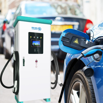 Estações de carregamento DC EV inteligentes de pistola dupla 240KW CCS para veículos elétricos